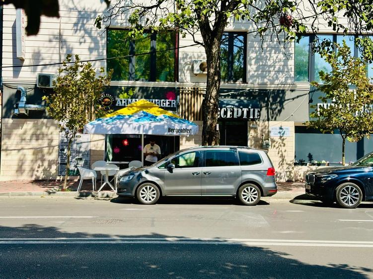 Afacere de Vânzare Spațiu Comercial Ultracentral, complet renovat! - 2