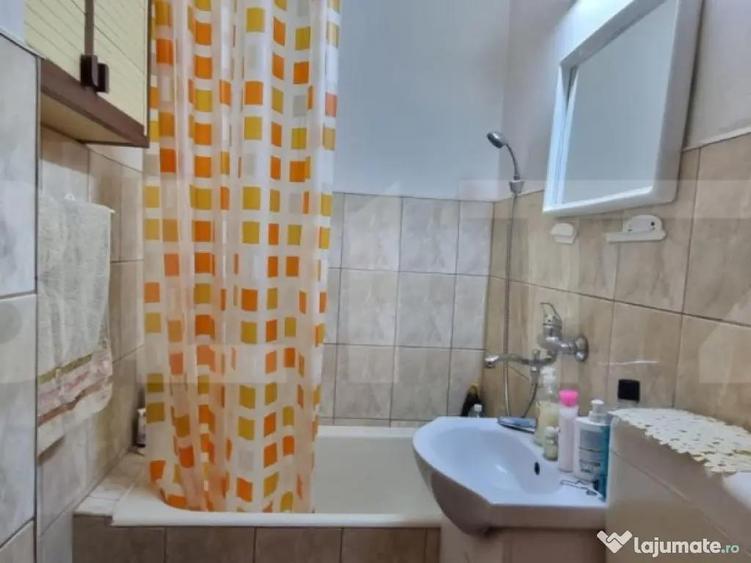 Garsoniera, 27 mp , zona M17 - 6