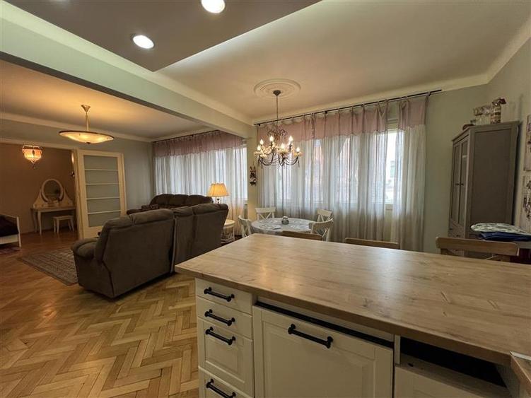 Tur LIVE! Proprietate regim special, Central, Brasov - 19