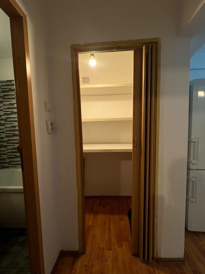 Apartament cu 2 camere decomandat în Colentina