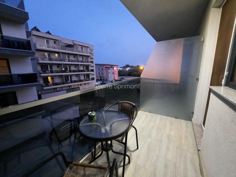 Studio spațios în Mamaia Sat, 41 mp, 2 balcoane, 200m de plajă – 60.000 € Studio spațios în Mamaia Sat, 41 mp, 2 balcoane, 200m de plajă – 60.000 €