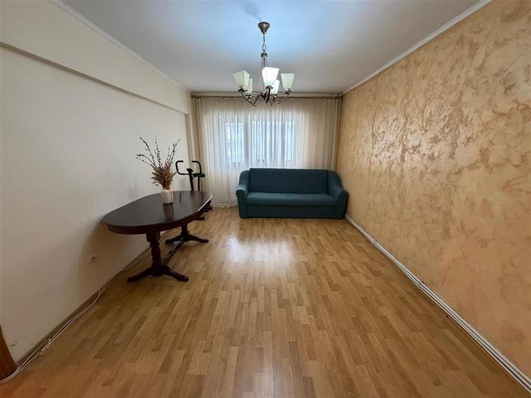 Apartament 3 camere, etaj 1, zona Kaufland, 83mp, predare imediata - 1