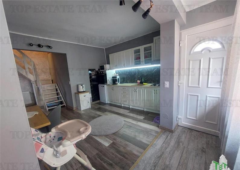 OPORTUNITATE DE INVESTITIE CASA TIP DUPLEX NAVODARI - 4