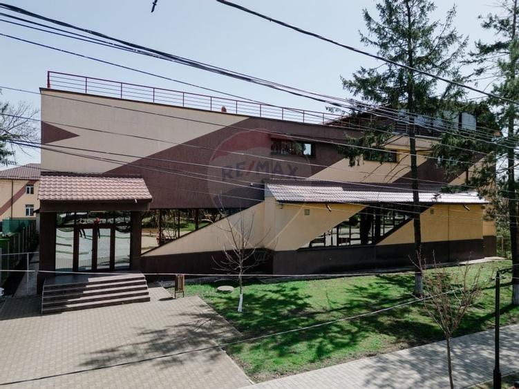 Spatiu comercial de 1,460mp in zona Central - 7