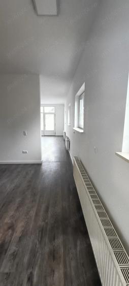 Spatiu de inchiriat. - 5