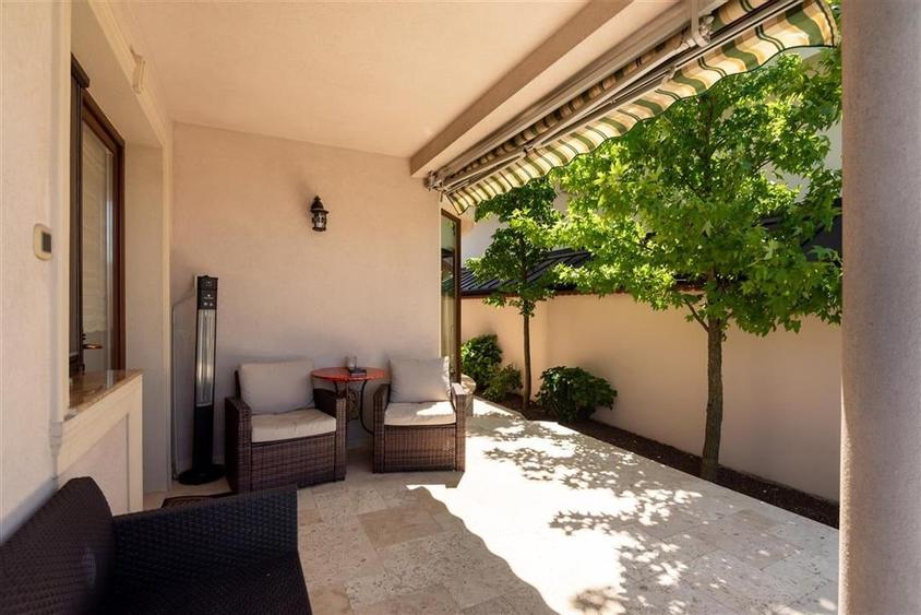 RECO Vila cu 5 camere str. Apateului- zona Nufarul - 42