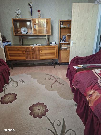 2 camere etaj 1 blv 1 decembrie - 3