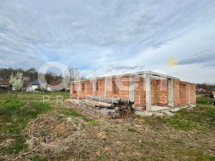 Casă la roșu de vânzare | un singur nivel | ieșire Tăuții Măgherăuș | - 1