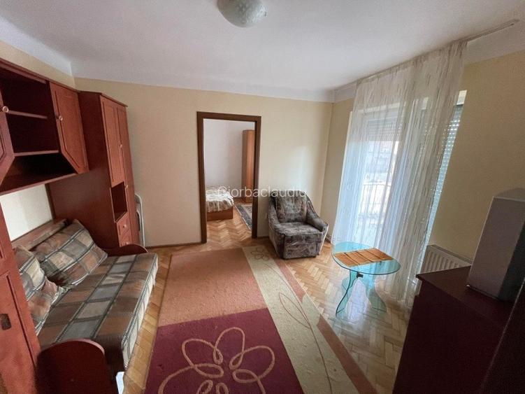 Dau in chirie 2 camere