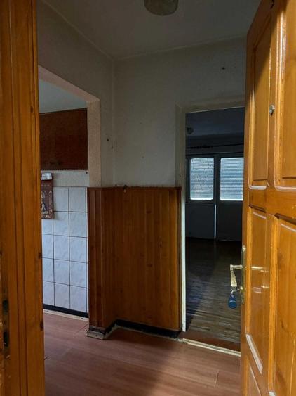 Vand apartament 2 camere, 35 mp etaj 4 Brad - 6