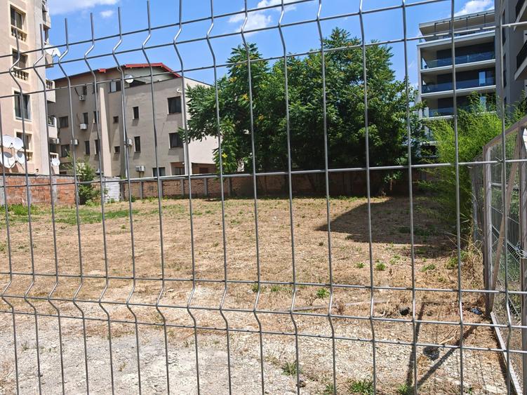 TEREN 600 MP ÎN CARTIERUL HERĂSTRĂU – STRADA VIRGIL MADGEARU. - 1