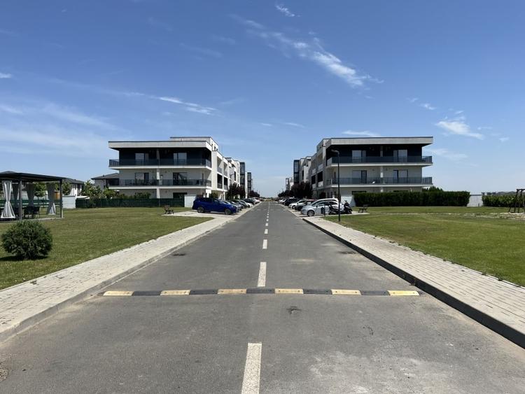 De vanzare apartament 3 camere mobilat si utilat Darwin Residence - Tunari - 1