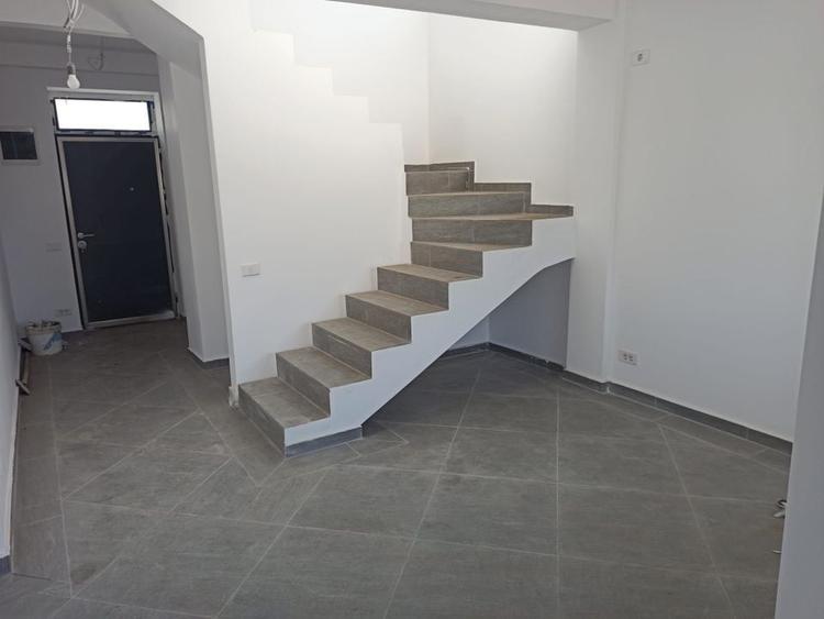 vila gata in duplex/5cam+2bai+150mp curte libera/comBerceni -Ilfov - 41