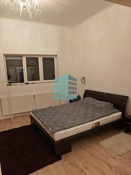 2 Cam- Calea Calarasilor- Unirii- Mobilat-utilat- 50 mp- Mutare rapida - 8