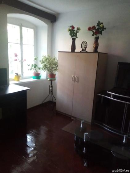 Casa aproape de centrul Sibiului la 5 minute de tot ce conteaza! - 4