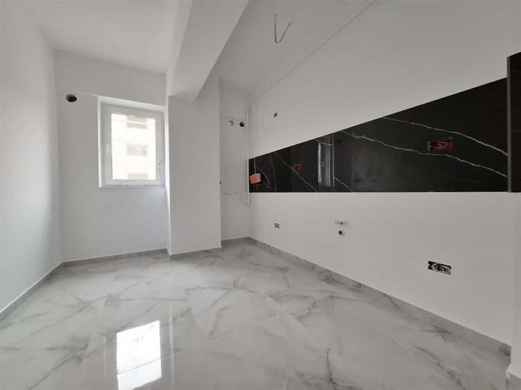 Apartament 1 camera de vanzare in Iasi, Galata, 44,90 mp, baie cu geam - 1
