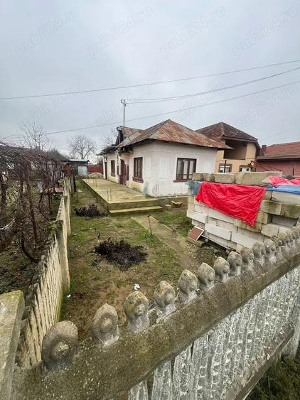 Casa de vanzare in Brade?ti. - 3