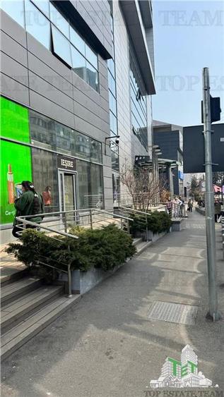 Spatiu Comercial de inchiriat Zona Eroii Revolutiei - 2