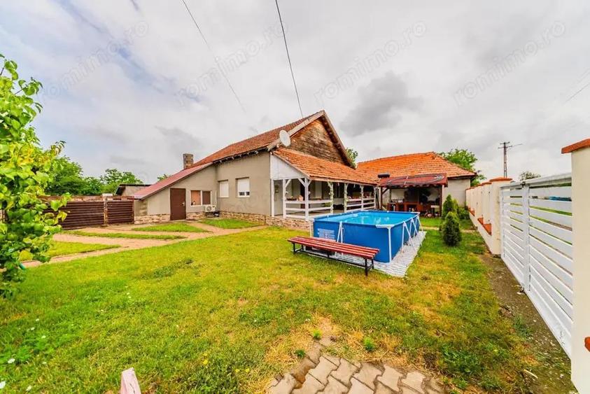 Casa individuala de vanzare in Iratosu 0% COMISION CUMPARATOR - 1