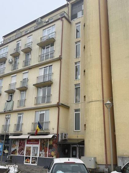 Apartament de Vanzare - 1