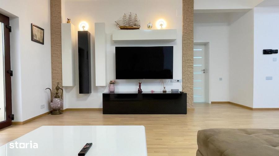 Casă cu 4 camere cu Teren 270 Mp în Mogoșoaia