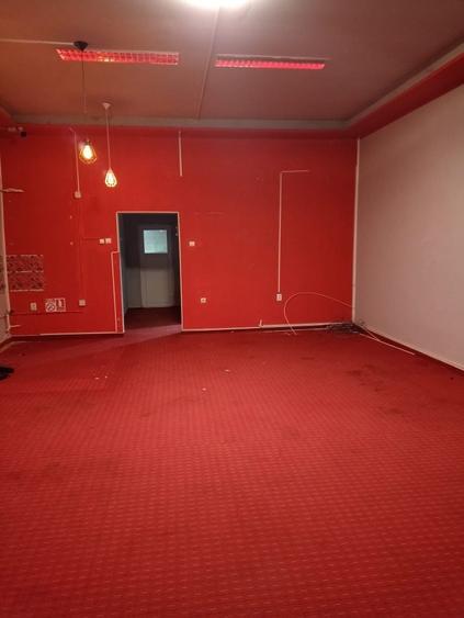 Spațiu comercial, de 140 mp, în Micro 14