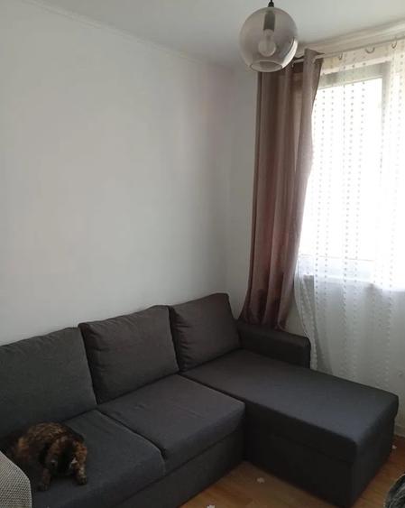Apartament cu 4 camere semidecomandat, mobilat în Drumul Taberei