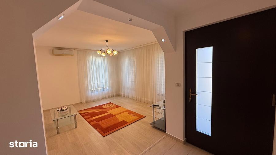 Casă cu 3 camere cu Teren 305 Mp în Bujac