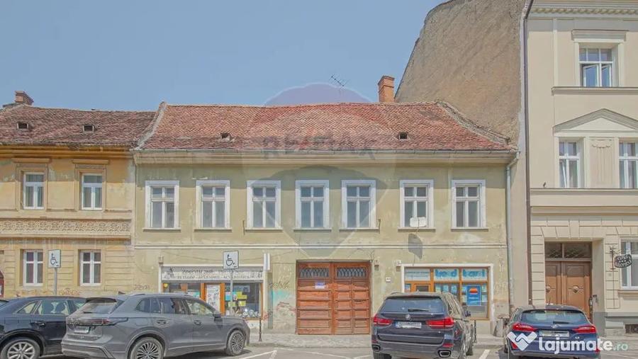 Spațiu comercial, de 438 mp, în Centrul Istoric