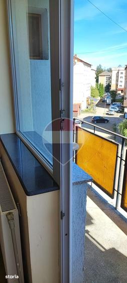 Apartament cu 2 camere semidecomandat în Sud