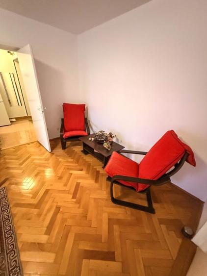 Apartament cu 2 camere semidecomandat, mobilat în Titan
