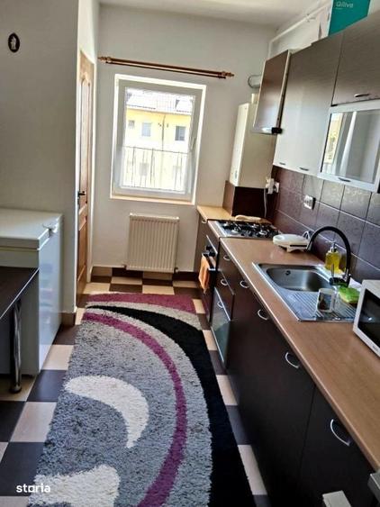 Apartament cu 4 camere în Sub Coastă