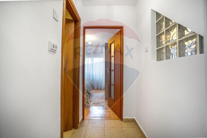 COMISION 0!!! Apartament cu 3 camere, complet renovat,  de închiriat! - 8