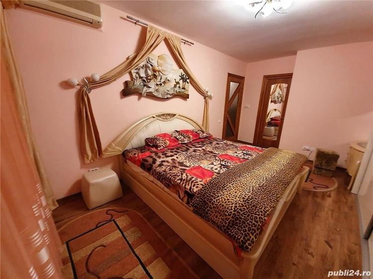 Apartament cu 3 camere decomandat în Est
