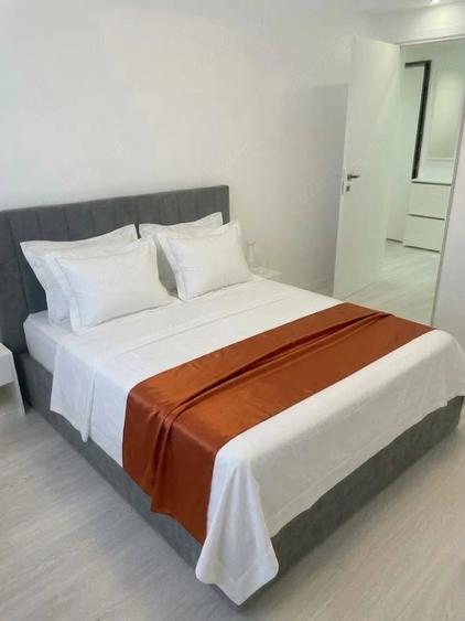 Apartament cu 2 camere decomandat în Jiului