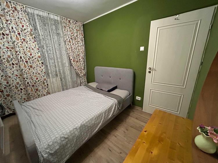 Apartament cu 2 camere decomandat în Tei