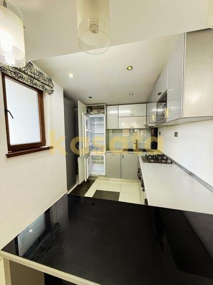 Apartament cu 3 camere decomandat, mobilat în Moșilor
