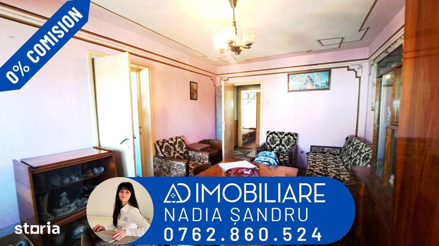 Apartament cu 3 camere decomandat în Central