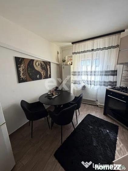 Apartament cu 2 camere decomandat în Găvana
