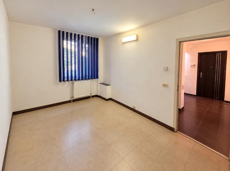 Apartament cu 2 camere decomandat în Arcu