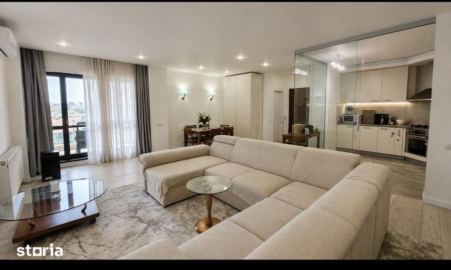 Apartament cu 4 camere în Central