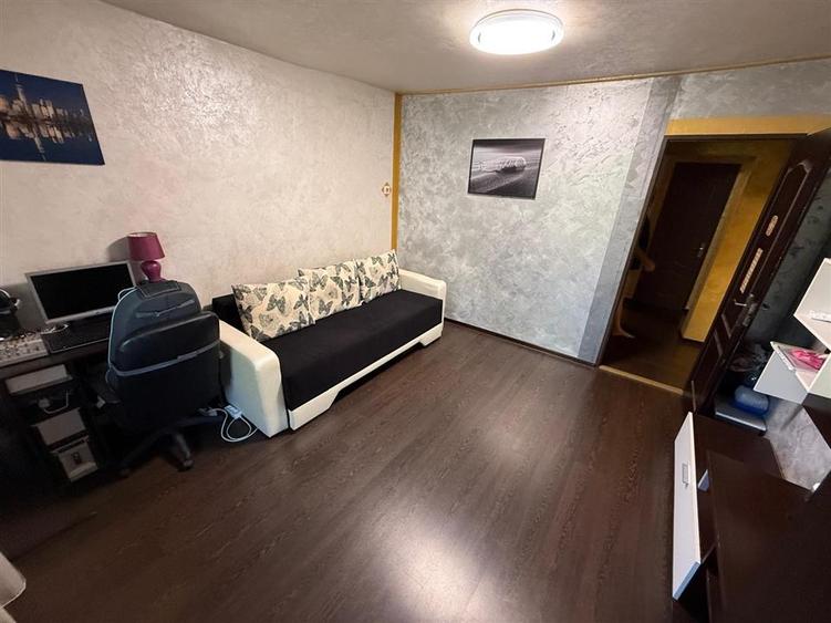 Apartament cu 2 camere decomandat în Dacia