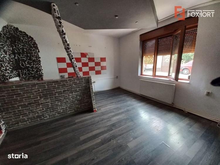 Casă cu 4 camere în Ghiroda