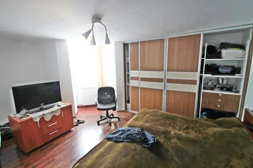 Inchiriez Vila - Zona Stadion - DACIA 10 camere - 3