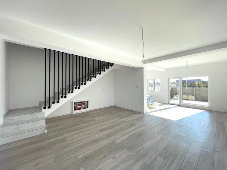 Duplex 4 camere 115mp centru Mosnita - 1