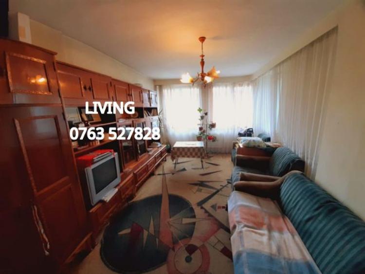 Vand apartament 2 camere, Petrosani, zona centrala - 2