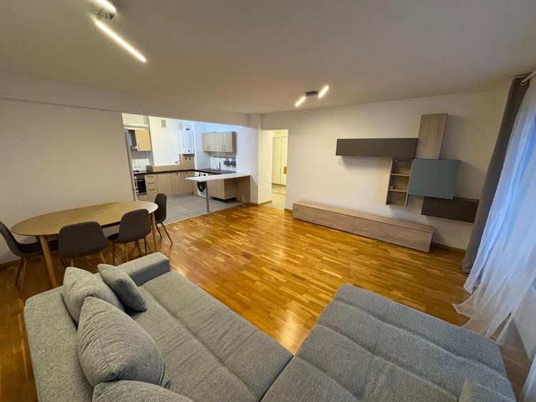 Apartament 3 camere Lux în Complexul NewTown langa metrou Dristor - 12
