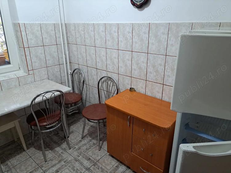 Inchiriez apartament 2 camere decomandat, Buzau, zona Unirii sud. - 3