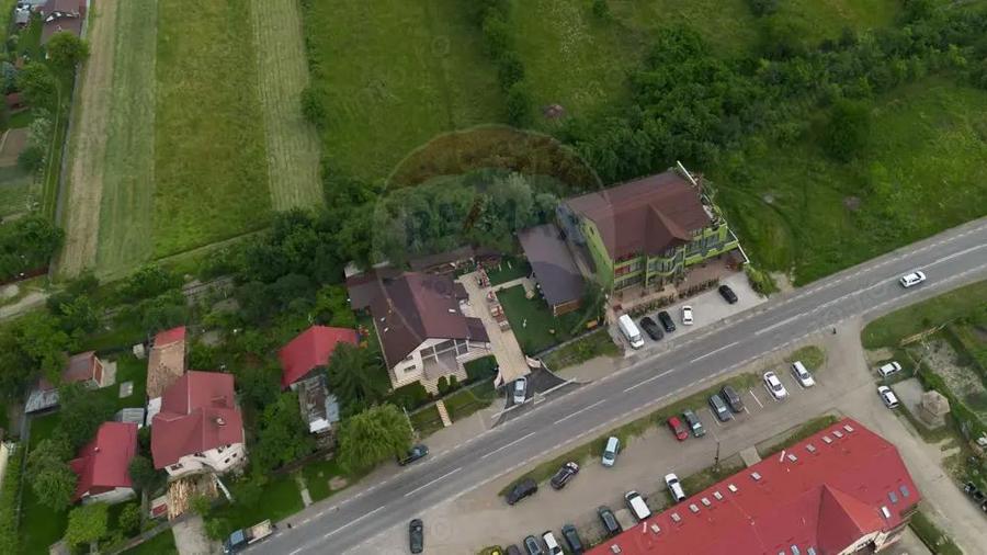 Casa spatioasa de vanzare - 20