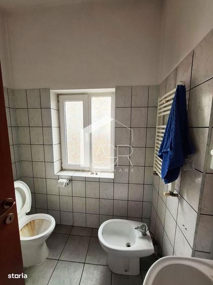 Casa cu 4 camere, zona Central - 12